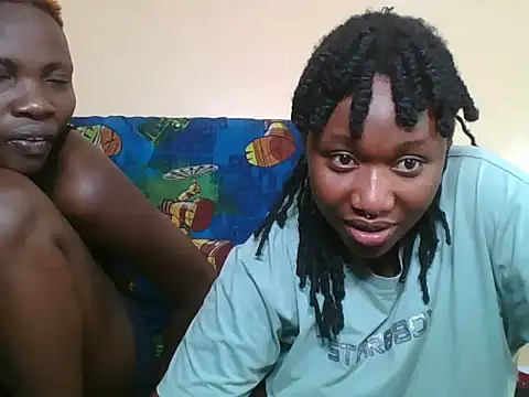 Snapshot of QueenOfDesire_ chatting on June 2026 08:40:02 AM QueenOfDesire online show from June 2026 08:40:02 AM