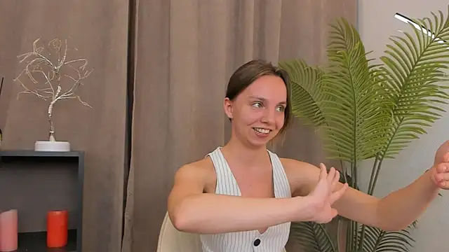 JenPerney online show from June 2026 04:20:01 PM