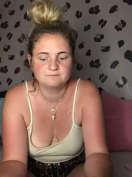 Juicy BabeXo online show from June 2026 10:36:01 PM