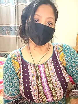 Snapshot of Cute_Ishita103 chatting on July 2026 02:52:02 PM Cute Ishita103 online show from July 2026 02:52:02 PM