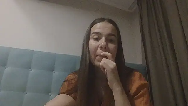 Snapshot of Vanelleda chatting on July 2026 06:31:01 PM Vanelleda online show from July 2026 06:31:01 PM