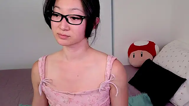 MySweetSofie online show from April 2026 02:06:01 AM