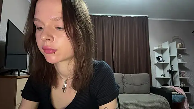 juvessa0 online show from June 2026 10:47:01 PM