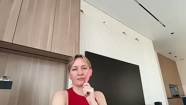 Snapshot of Dorielle chatting on July 2026 12:53:02 PM Dorielle online show from July 2026 12:53:02 PM