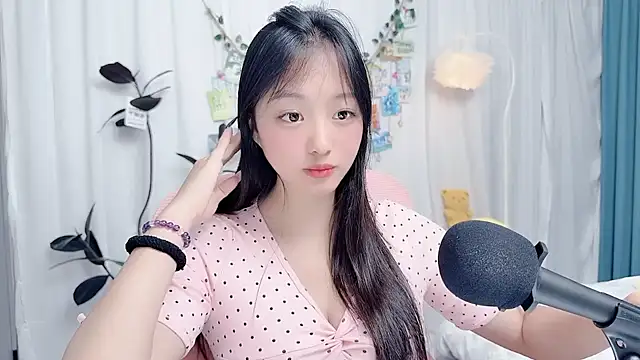 Winnie666999 online show from August 2026 03:25:01 PM