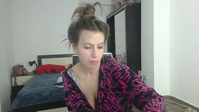 DedeSibel online show from February 2025 02:33:01 PM