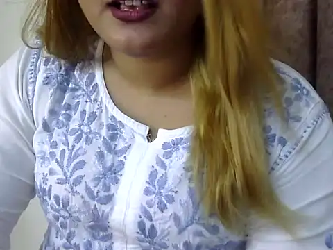 Sexyy Sana online show from July 2026 04:11:01 PM