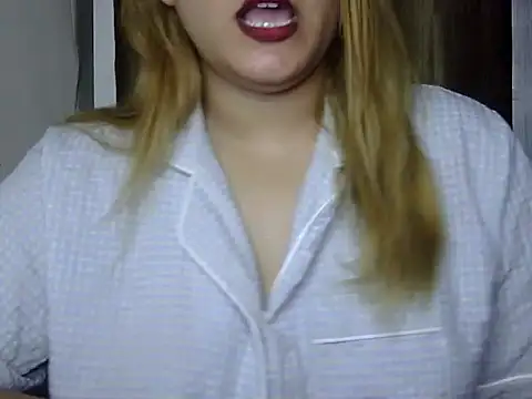 Sexyy Sana online show from July 2026 03:25:01 PM