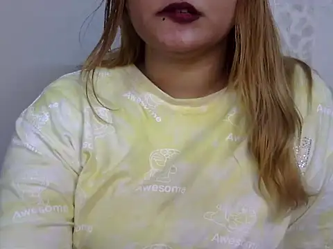 Sexyy Sana online show from August 2026 03:25:01 PM