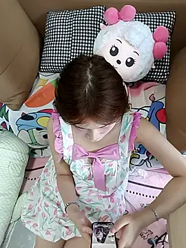 Snapshot of xiaosang103 chatting on July 2026 03:43:01 AM xiaosang103 online show from July 2026 03:43:01 AM