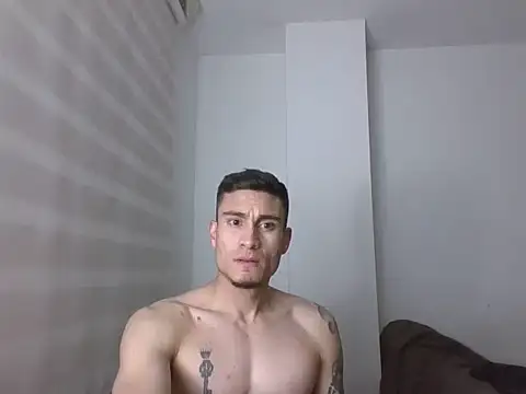 Snapshot of Alejandro00747 chatting on August 2026 05:34:02 AM Alejandro00747 online show from August 2026 05:34:02 AM