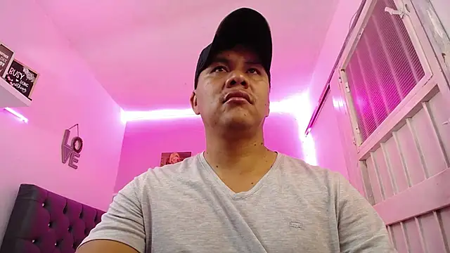fuego moro online show from July 2026 01:02:01 PM