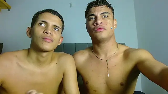 Snapshot of Jose_And_Daniel chatting on July 2026 07:02:01 AM Jose And Daniel online show from July 2026 07:02:01 AM