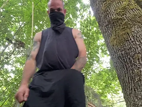 Snapshot of Ronbastard chatting on June 2026 10:27:02 PM Ronbastard online show from June 2026 10:27:02 PM