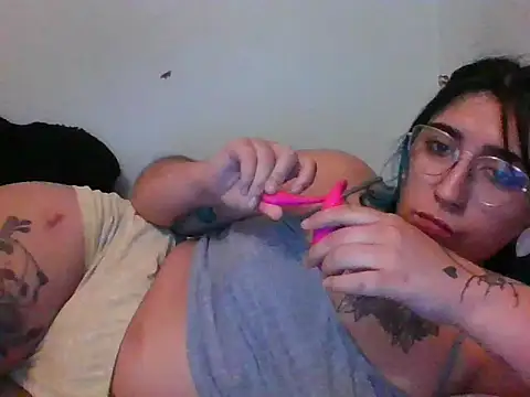 Snapshot of Messalina_exotik chatting on July 2026 02:49:02 AM Messalina exotik online show from July 2026 02:49:02 AM