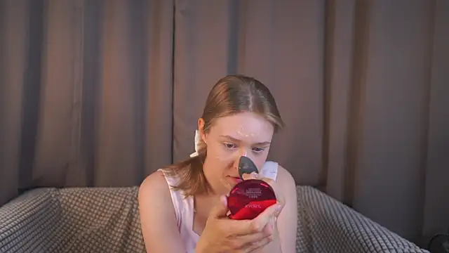 JannieMayzes online show from June 2026 04:28:01 AM