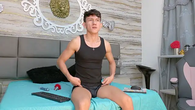 Max silver  online show from June 2026 02:43:01 PM