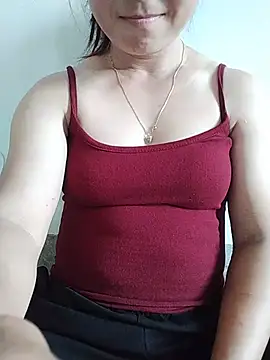 Snapshot of diana_jj chatting on June 2026 05:45:02 AM diana jj online show from June 2026 05:45:02 AM