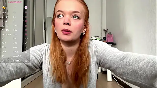ellyclacher online show from June 2026 08:20:01 AM