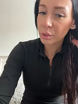 Charming ScarlettX online show from July 2026 12:46:02 PM