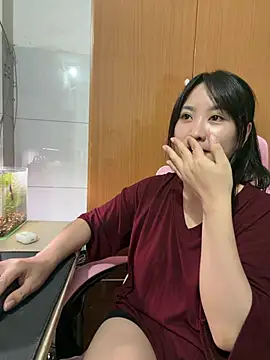 Snapshot of QuynhAnh68 chatting on July 2026 02:34:02 PM QuynhAnh68 online show from July 2026 02:34:02 PM