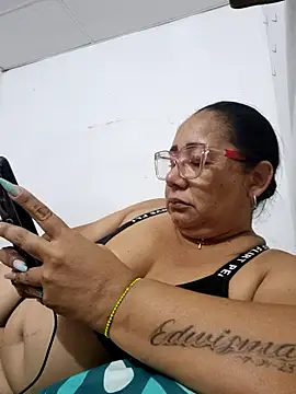 adrianahot51 online show from July 2026 04:07:02 AM