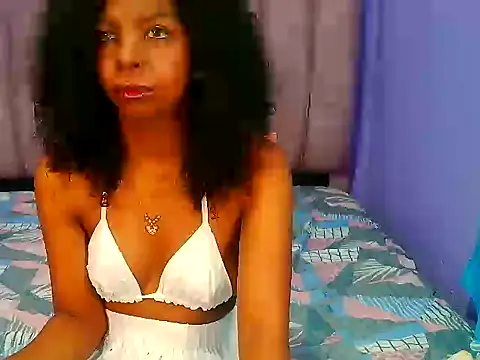 Snapshot of Zafiralennox chatting on July 2026 03:16:02 PM Zafiralennox online show from July 2026 03:16:02 PM