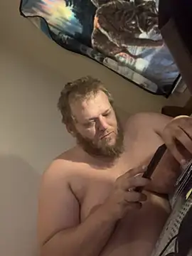 Snapshot of Tallbellybear chatting on July 2026 03:49:01 PM Tallbellybear online show from July 2026 03:49:01 PM