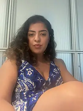Aylin Sugar online show from July 2026 01:39:01 PM