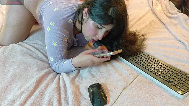 Snapshot of Its_kittycherry chatting on July 2026 11:53:01 PM Its kittycherry online show from July 2026 11:53:01 PM