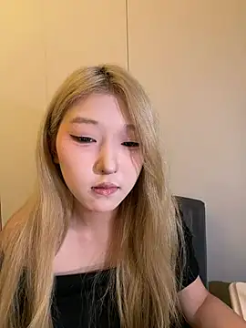 liyiyi- online show from July 2026 10:56:02 AM