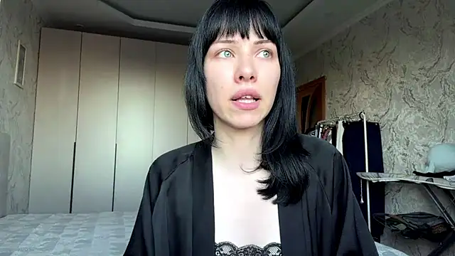 DomenicaLowe online show from July 2026 03:27:02 PM