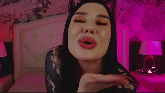 IvyDarkness online show from July 2026 06:56:02 PM