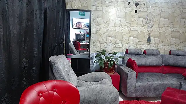 Almaluna online show from July 2026 03:05:02 PM