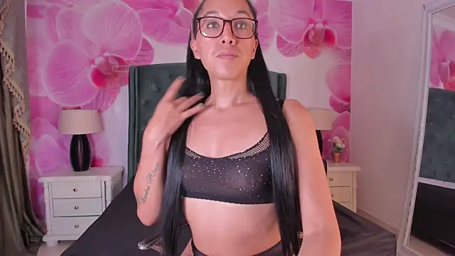 Snapshot of ISABELLA_STARR chatting on July 2026 07:29:01 PM ISABELLA STARR online show from July 2026 07:29:01 PM