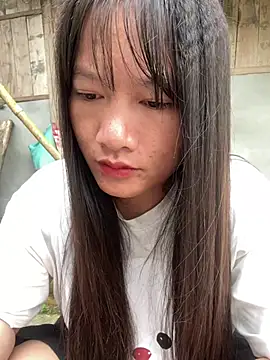 Snapshot of Zully- chatting on July 2026 11:33:02 PM Zully- online show from July 2026 11:33:02 PM