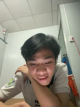 Snapshot of Shin210 chatting on July 2026 04:35:02 PM Shin210 online show from July 2026 04:35:02 PM