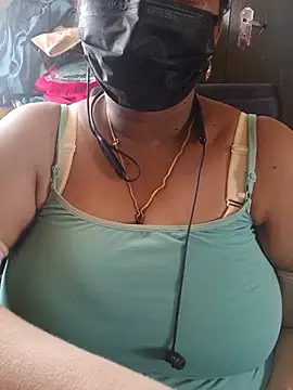Snapshot of curvy_shilpha chatting on July 2026 06:50:02 AM curvy shilpha online show from July 2026 06:50:02 AM