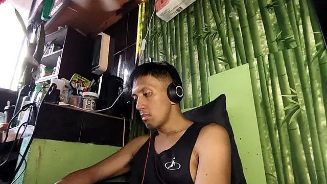Snapshot of jhoncarlm chatting on July 2026 09:02:01 AM jhoncarlm online show from July 2026 09:02:01 AM