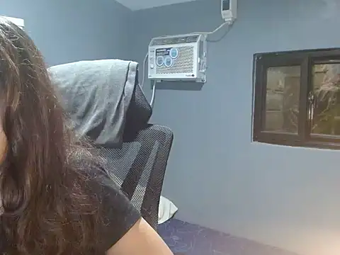 Snapshot of maria_bles chatting on July 2026 06:50:02 AM maria bles online show from July 2026 06:50:02 AM