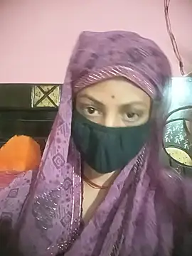 Snapshot of Queen_Sakshi1 chatting on July 2026 07:44:02 AM Queen Sakshi1 online show from July 2026 07:44:02 AM