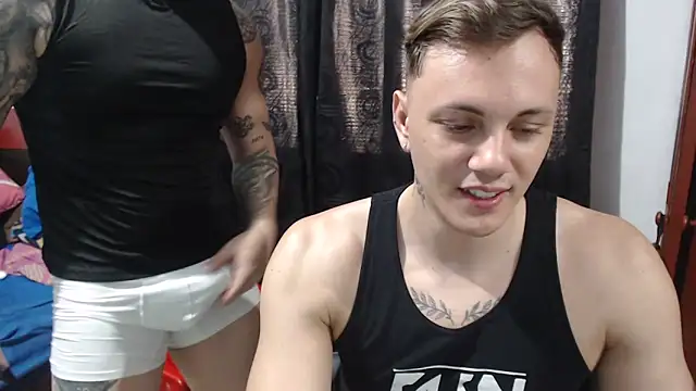 Snapshot of kike_energy chatting on November 2025 07:25:02 PM kike energy online show from November 2025 07:25:02 PM