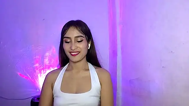 LoidaLoyd online show from July 2026 09:11:02 AM