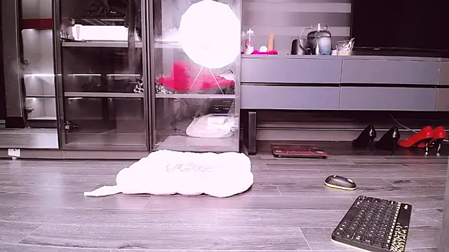 SungkyunnKwan online show from December 2025 01:34:01 AM