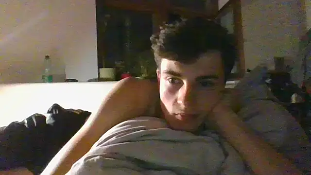 freshboy72 online show from July 2026 01:18:01 AM