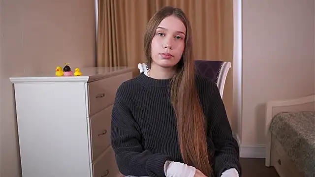 CarolaMolone online show from July 2026 04:51:02 AM