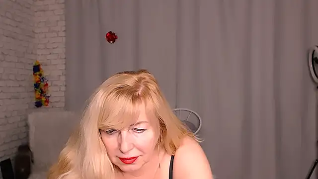 Snapshot of Samantha_Si chatting on December 2024 12:55:02 PM Samantha Si online show from December 2024 12:55:02 PM