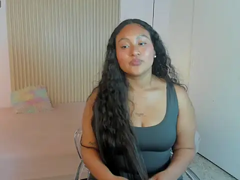 SerenaFordd online show from July 2026 08:47:01 PM