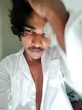 Snapshot of roshan573 chatting on July 2026 04:33:01 PM roshan573 online show from July 2026 04:33:01 PM