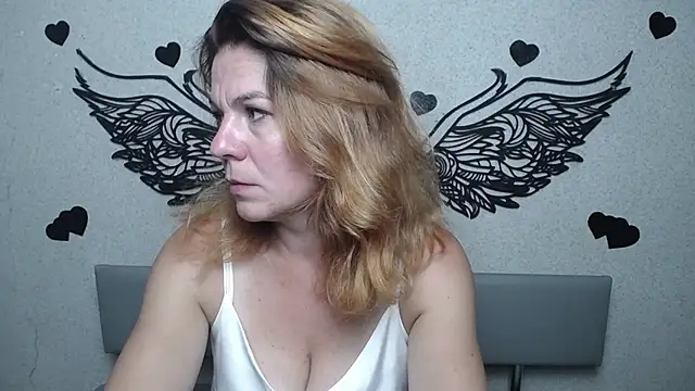 Snapshot of ZheniaNikrasova chatting on July 2026 01:20:02 PM ZheniaNikrasova online show from July 2026 01:20:02 PM